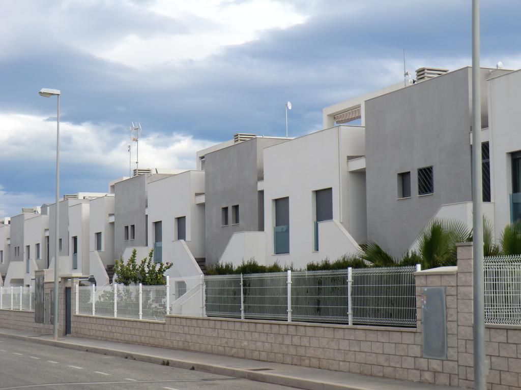 Casas Holiday - Oasis Beach オリウエラ エクステリア 写真