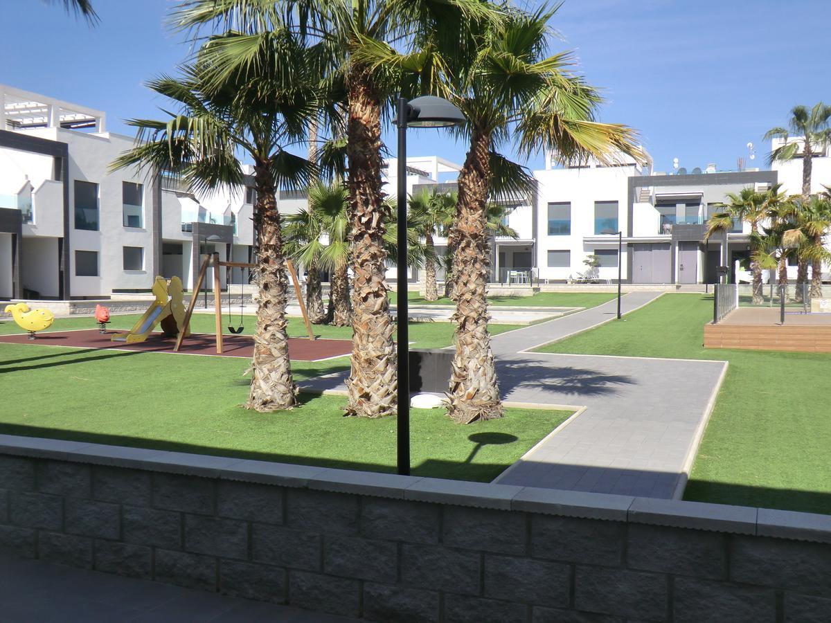 Casas Holiday - Oasis Beach オリウエラ エクステリア 写真