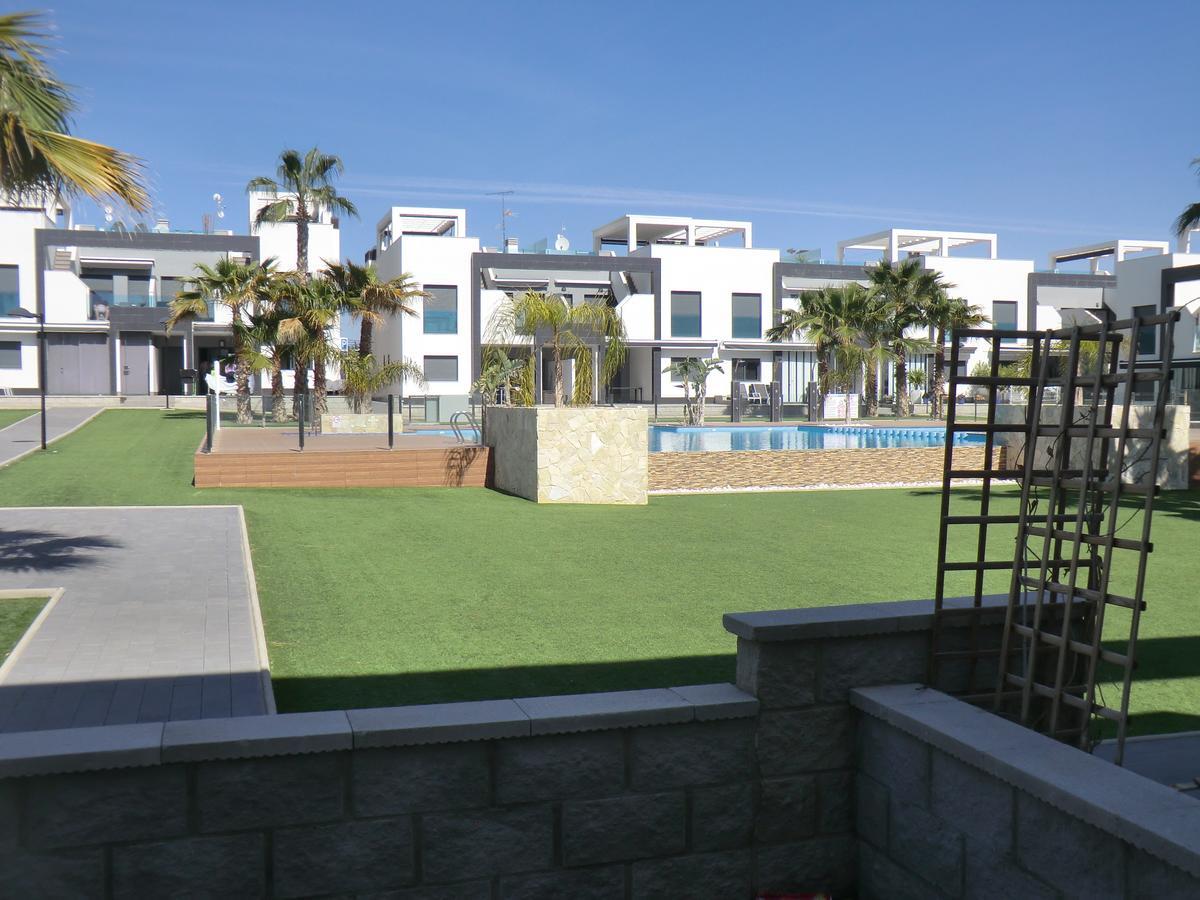 Casas Holiday - Oasis Beach オリウエラ エクステリア 写真